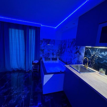 Studio Avec Jaccuzzi Saintry-sur-Seine Extérieur photo